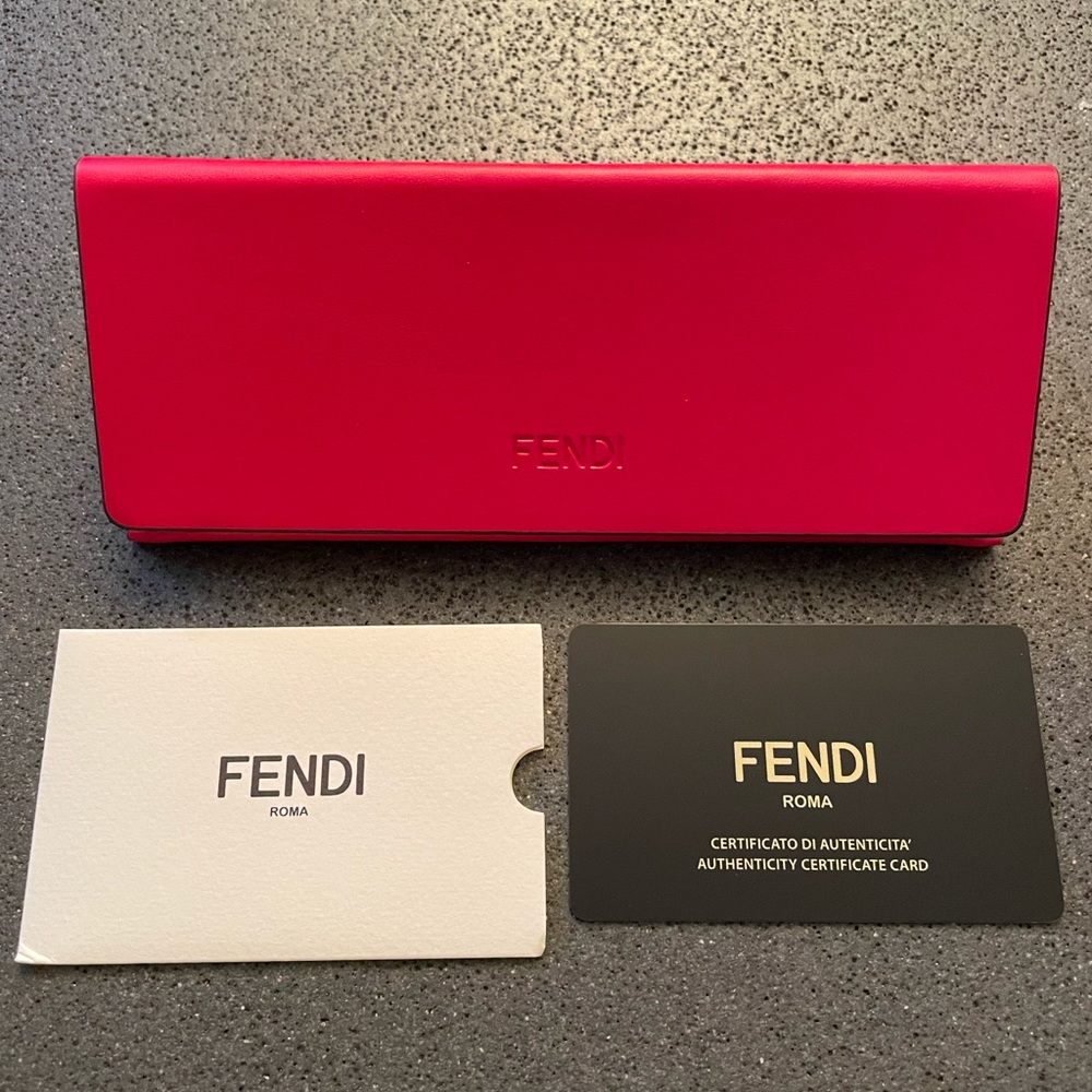 NWT Fendi Sunglasses Cat Eye